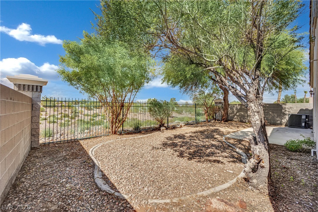 1421 Morning Crescent Street