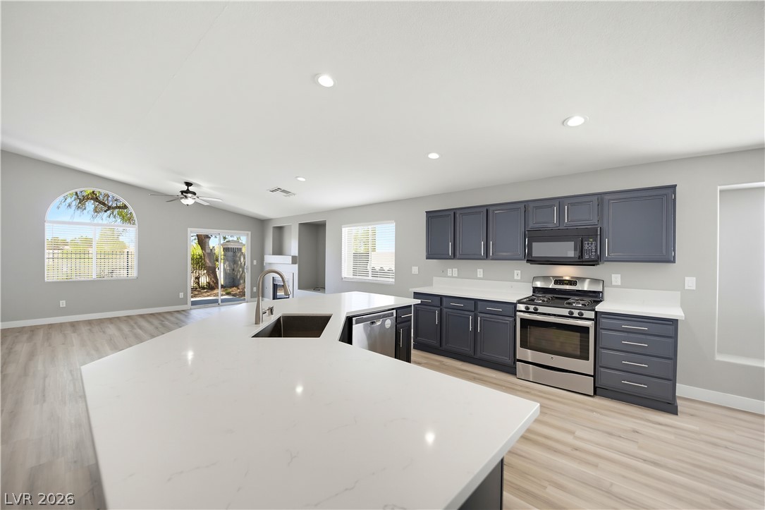 1421 Morning Crescent Street