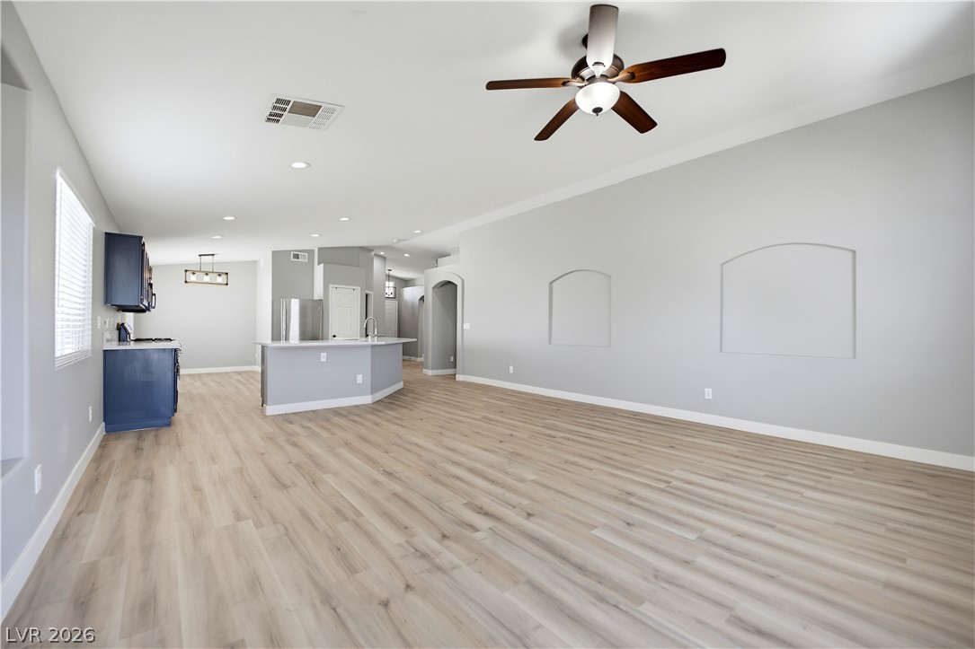 1421 Morning Crescent Street