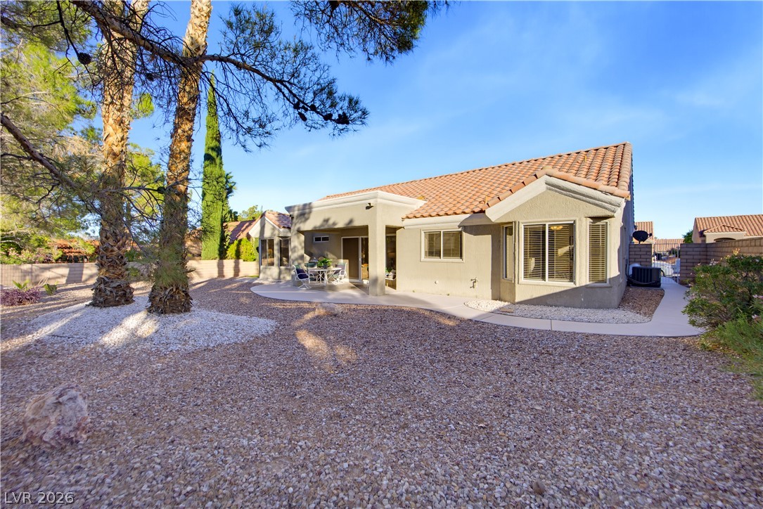 2817 Lotus Hill Drive