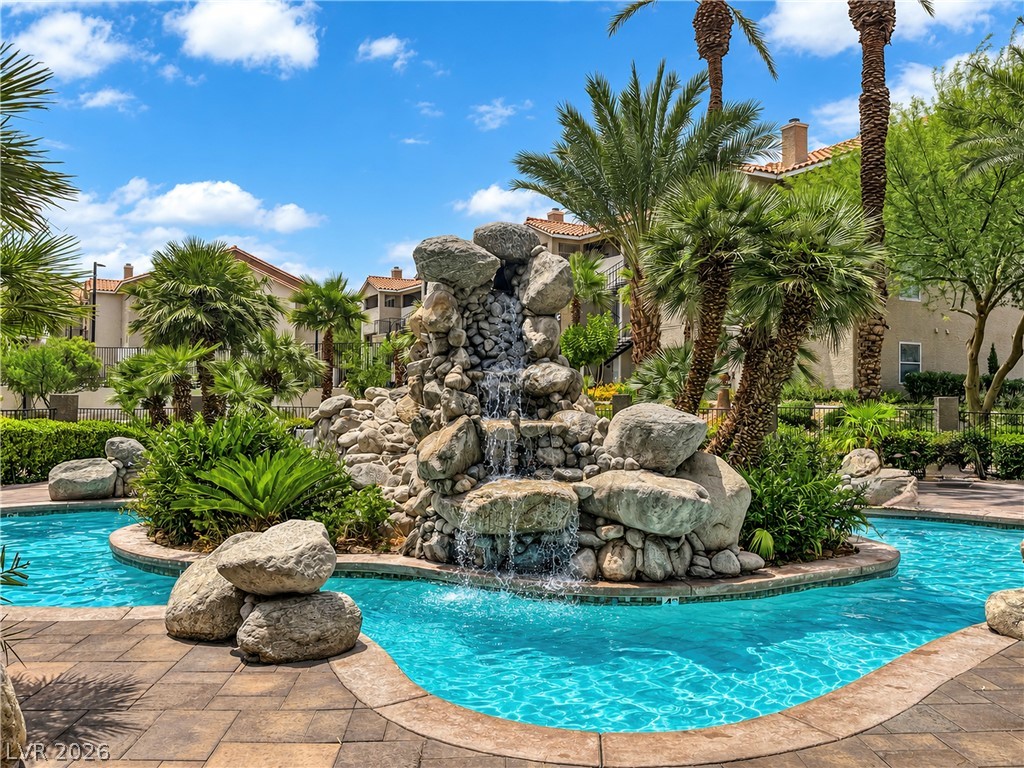 4200 South Valley View Boulevard 1095
