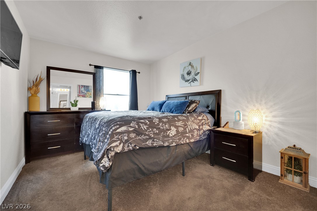 4200 South Valley View Boulevard 1095