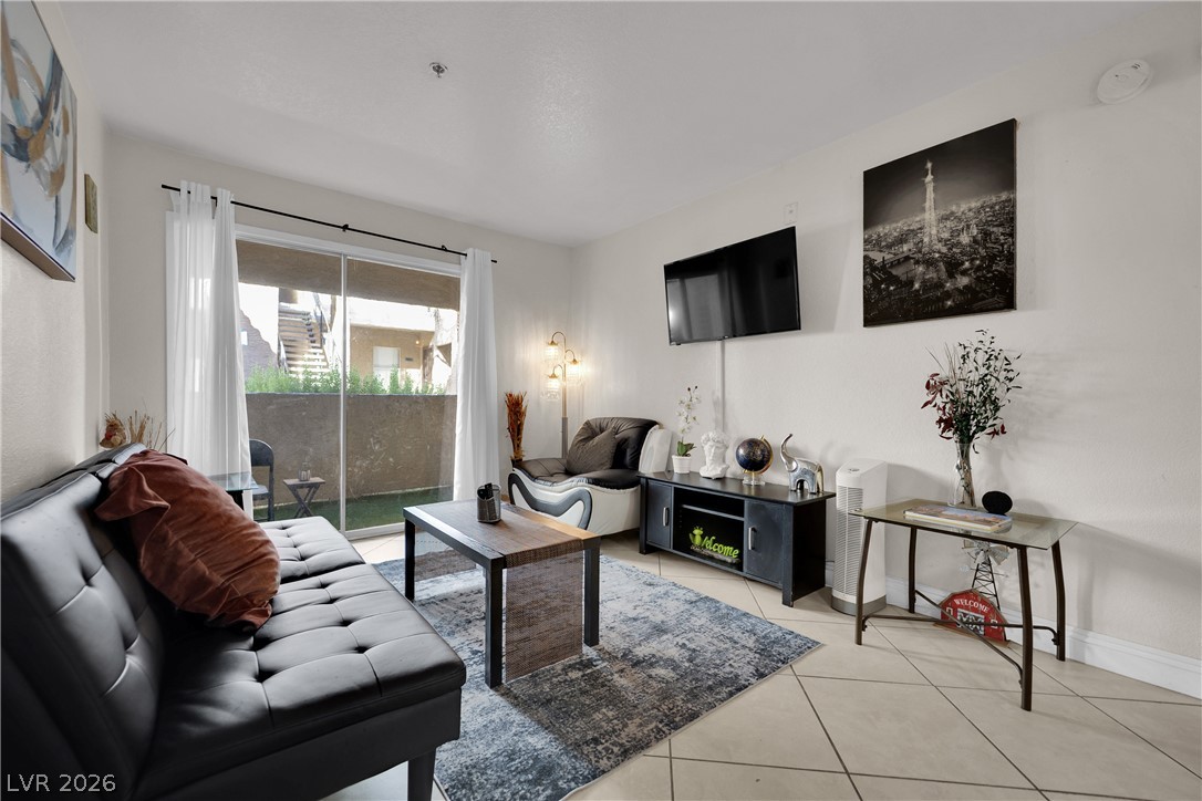 4200 South Valley View Boulevard 1095