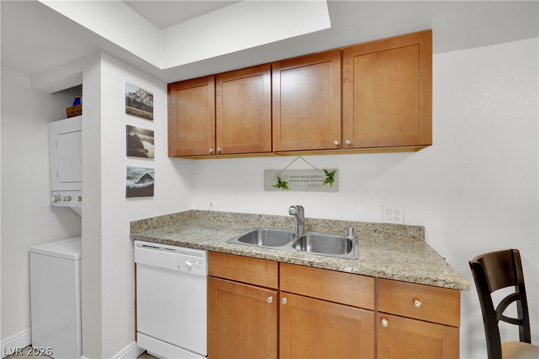 4200 South Valley View Boulevard 3084