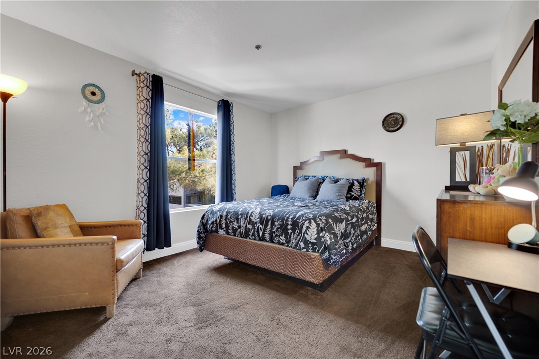 4200 South Valley View Boulevard 3084