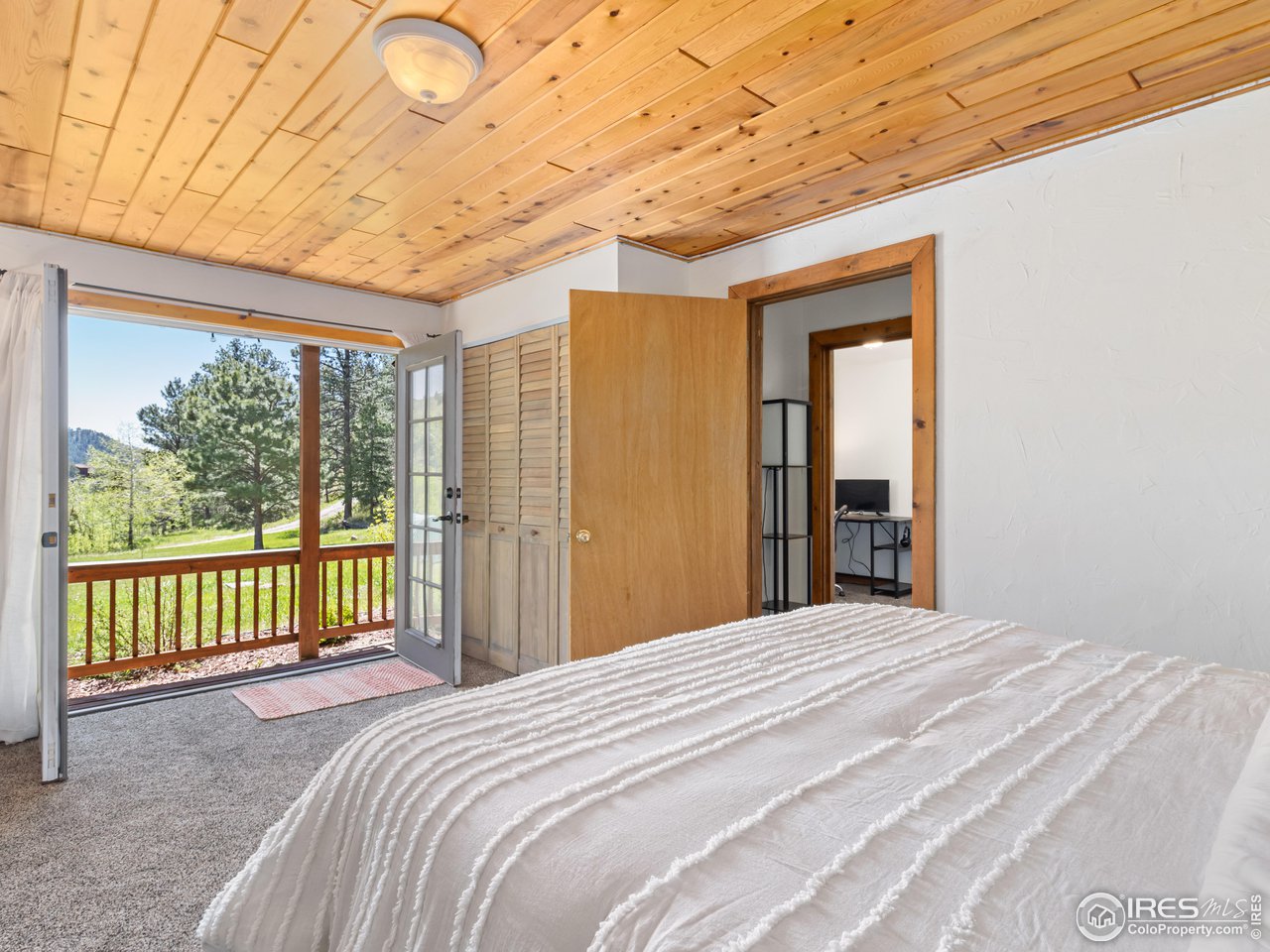 417 Dunraven Glade Rd