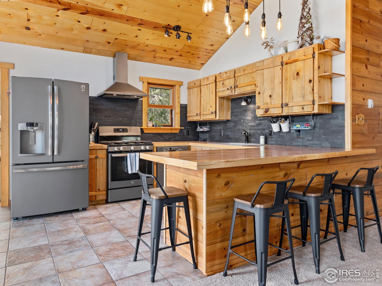 417 Dunraven Glade Rd