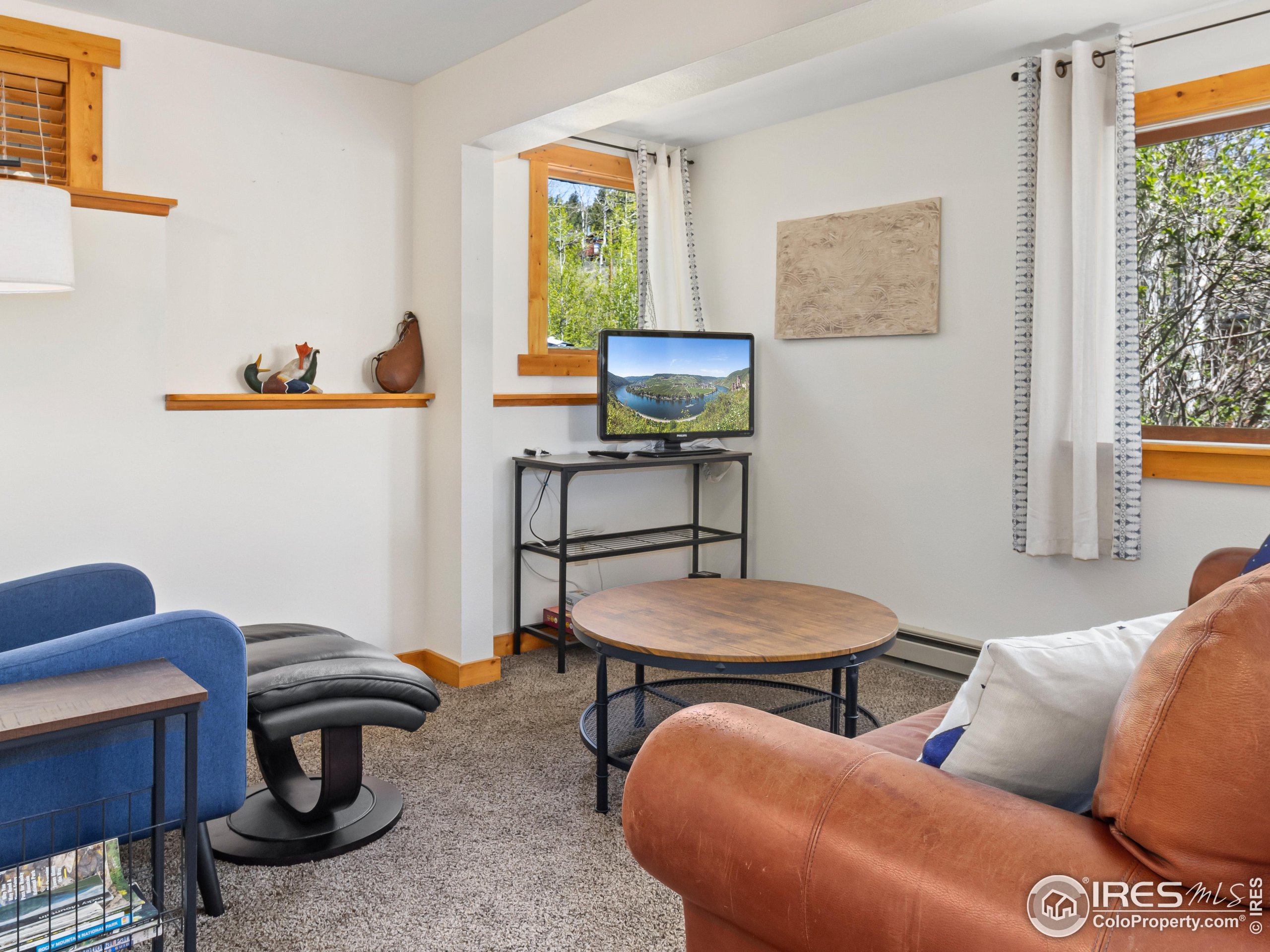 417 Dunraven Glade Rd