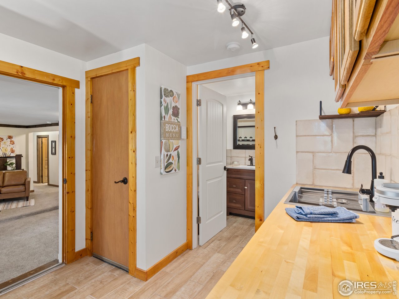 417 Dunraven Glade Rd