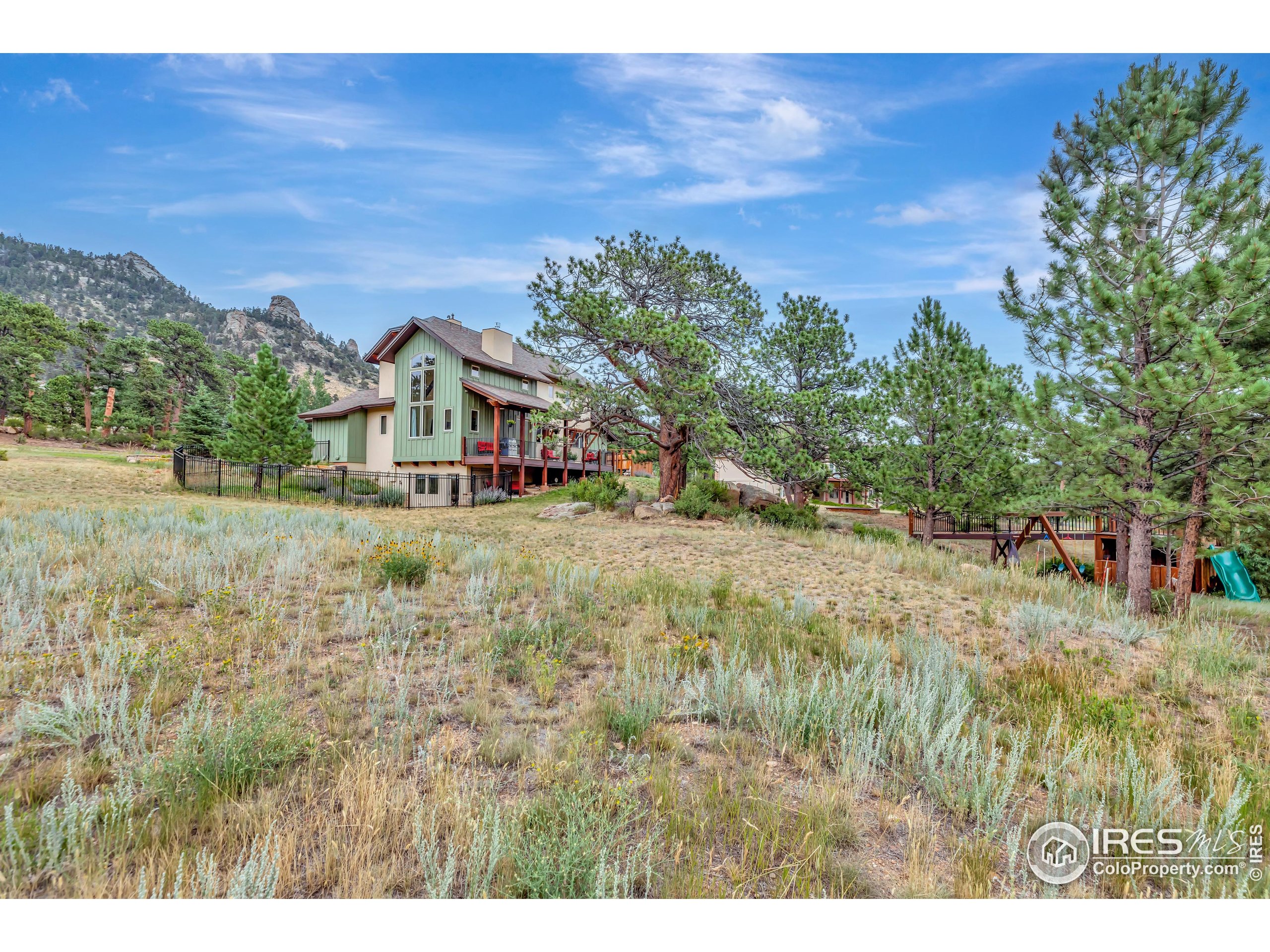 410 Pawnee Ln
