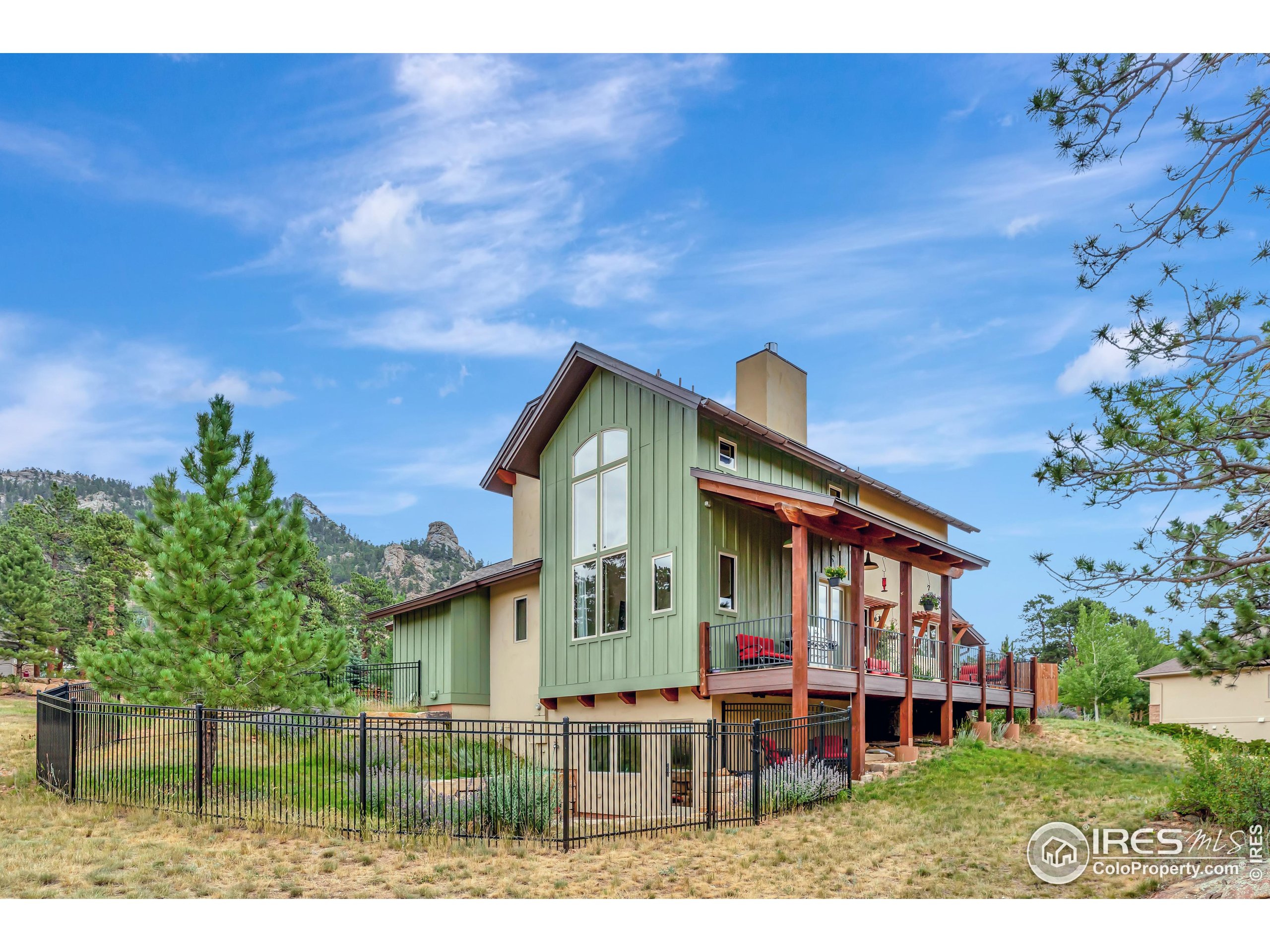 410 Pawnee Ln