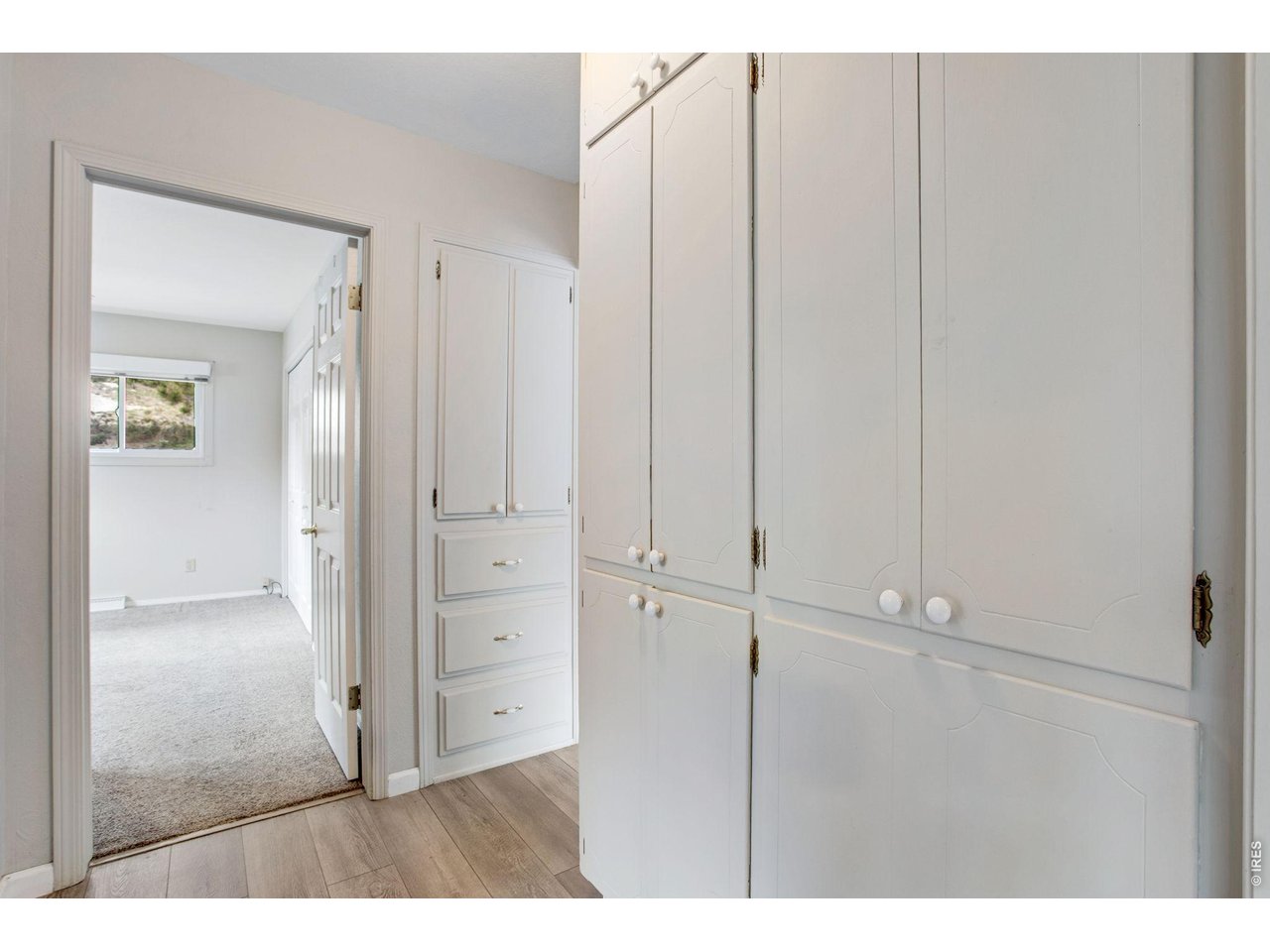108 Meadowview Dr