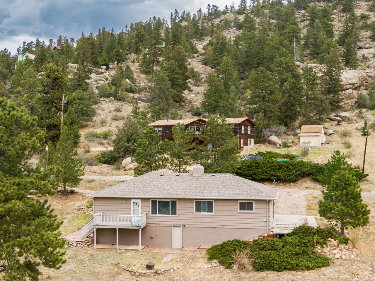 108 Meadowview Dr