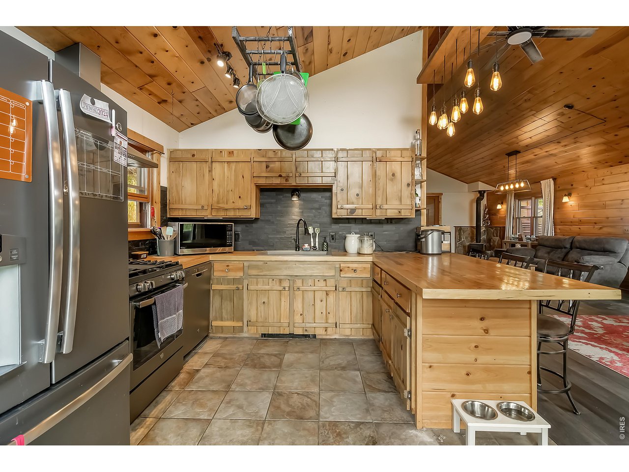 417 Dunraven Glade Rd