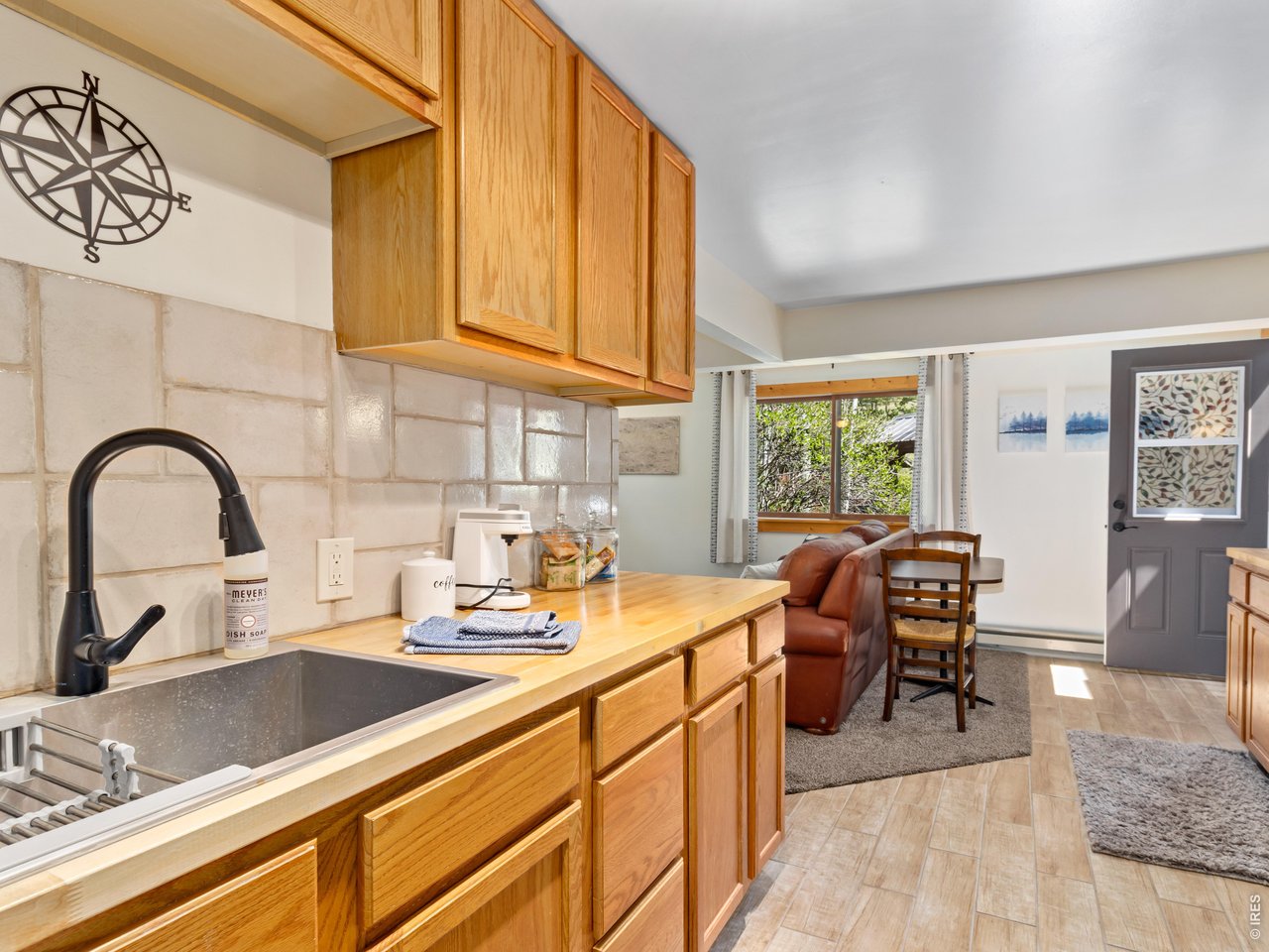 417 Dunraven Glade Rd