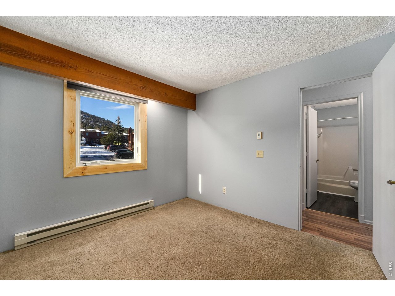 1050 S Saint Vrain Ave E-4