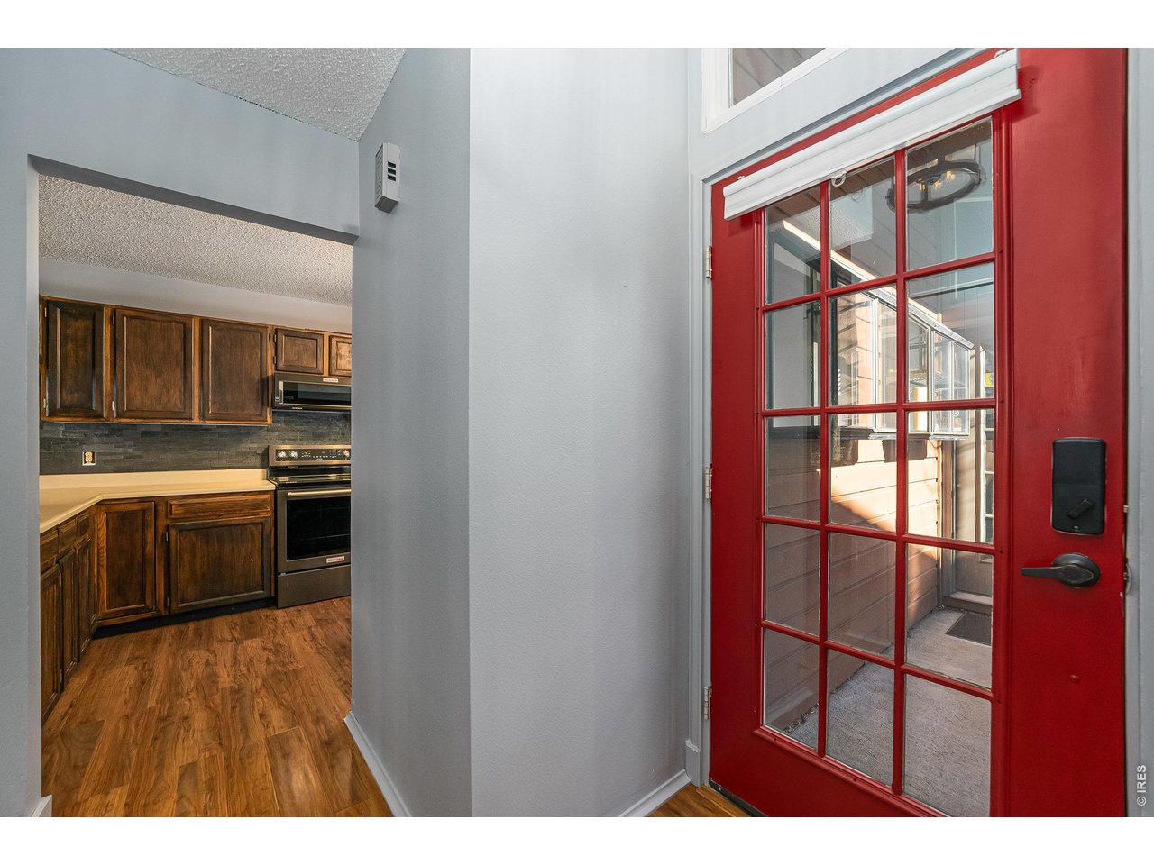 1050 S Saint Vrain Ave E-4