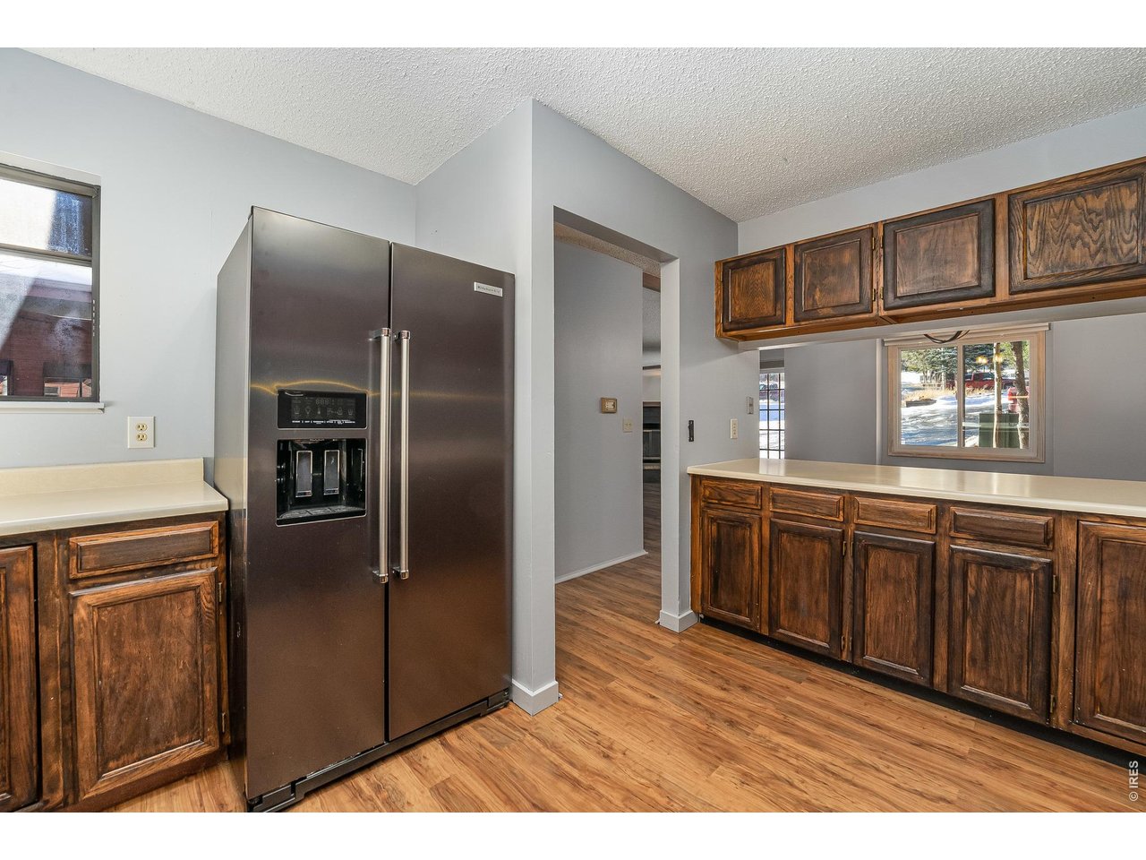 1050 S Saint Vrain Ave E-4