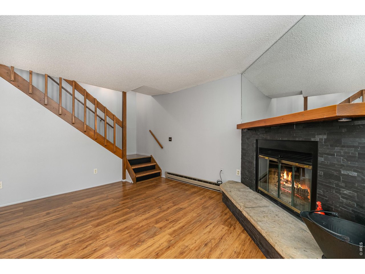 1050 S Saint Vrain Ave E-4