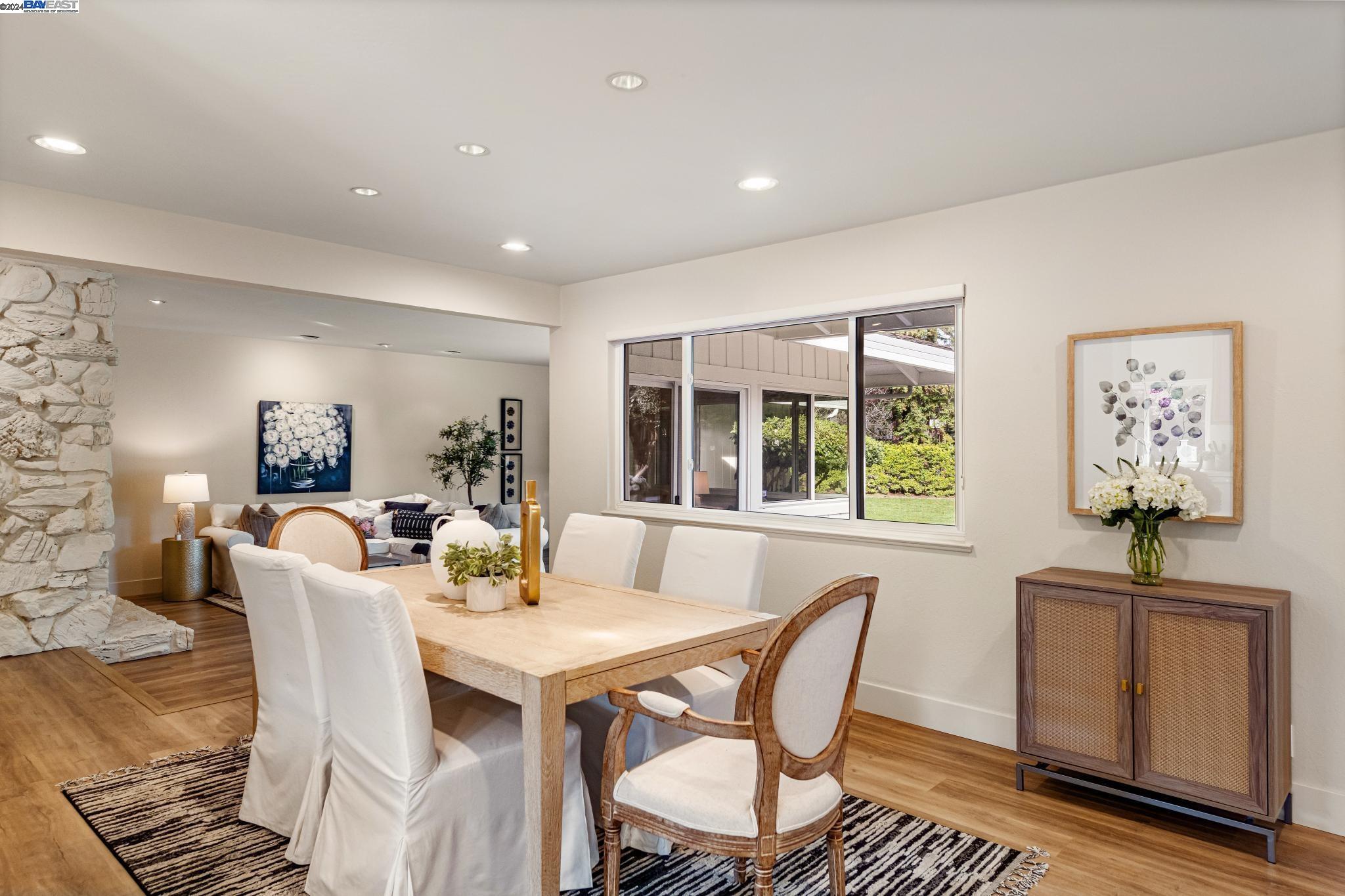 2439 Royal Oaks Drive