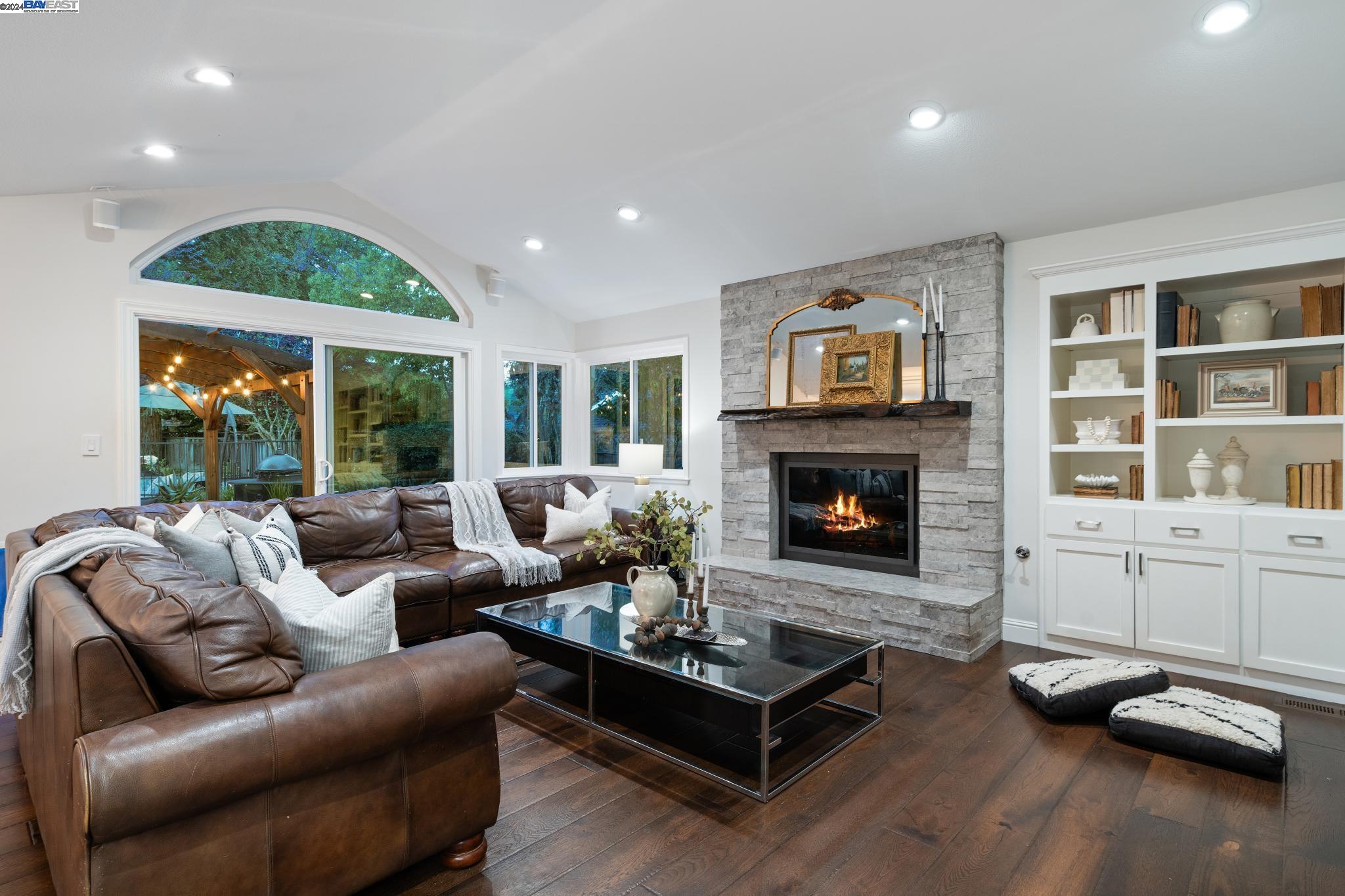 337 Canterbury Court