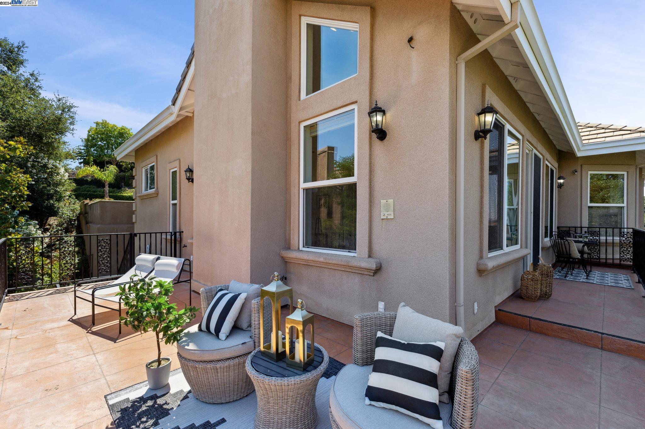 519 Oakshire Pl