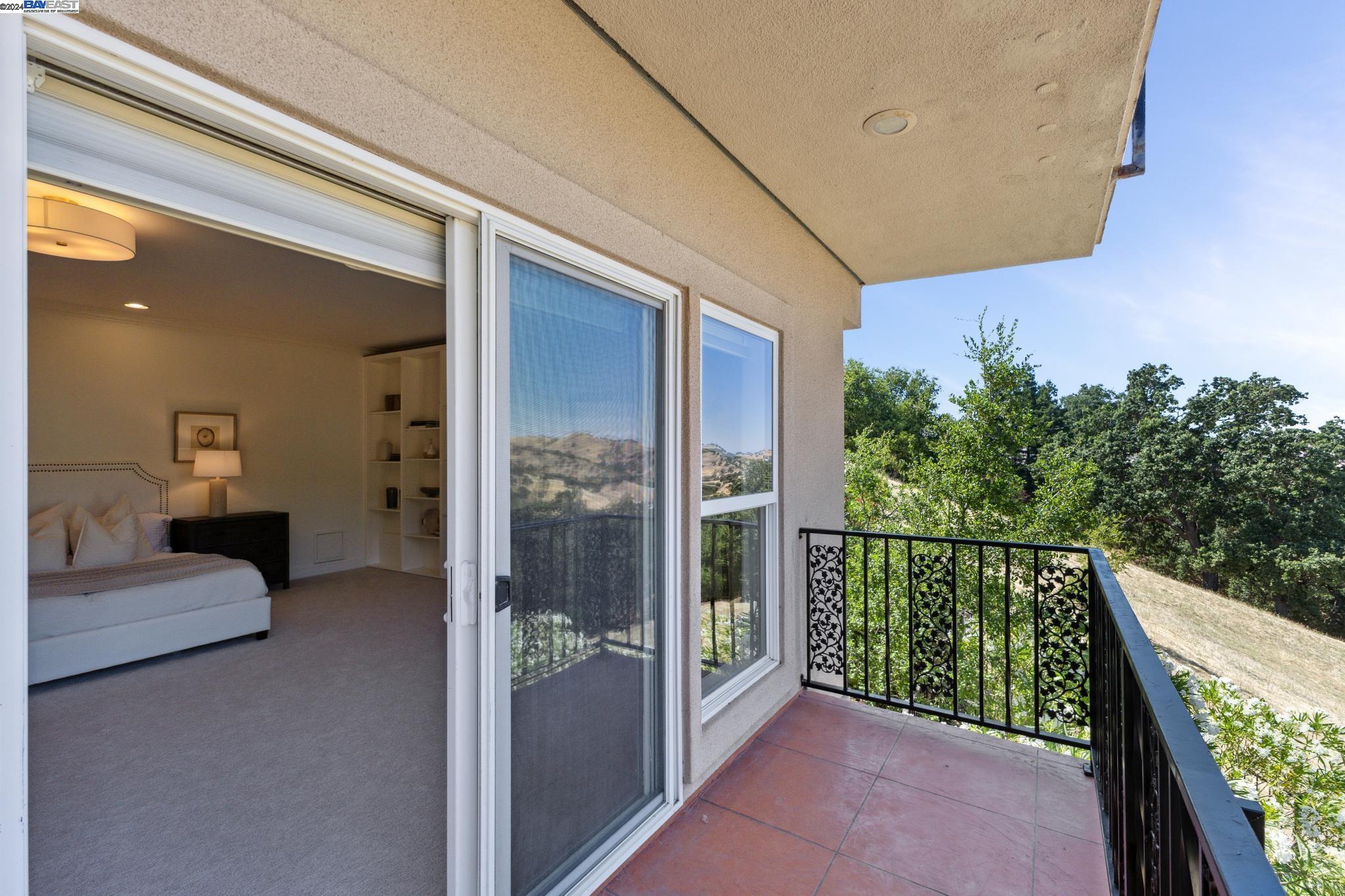 519 Oakshire Pl