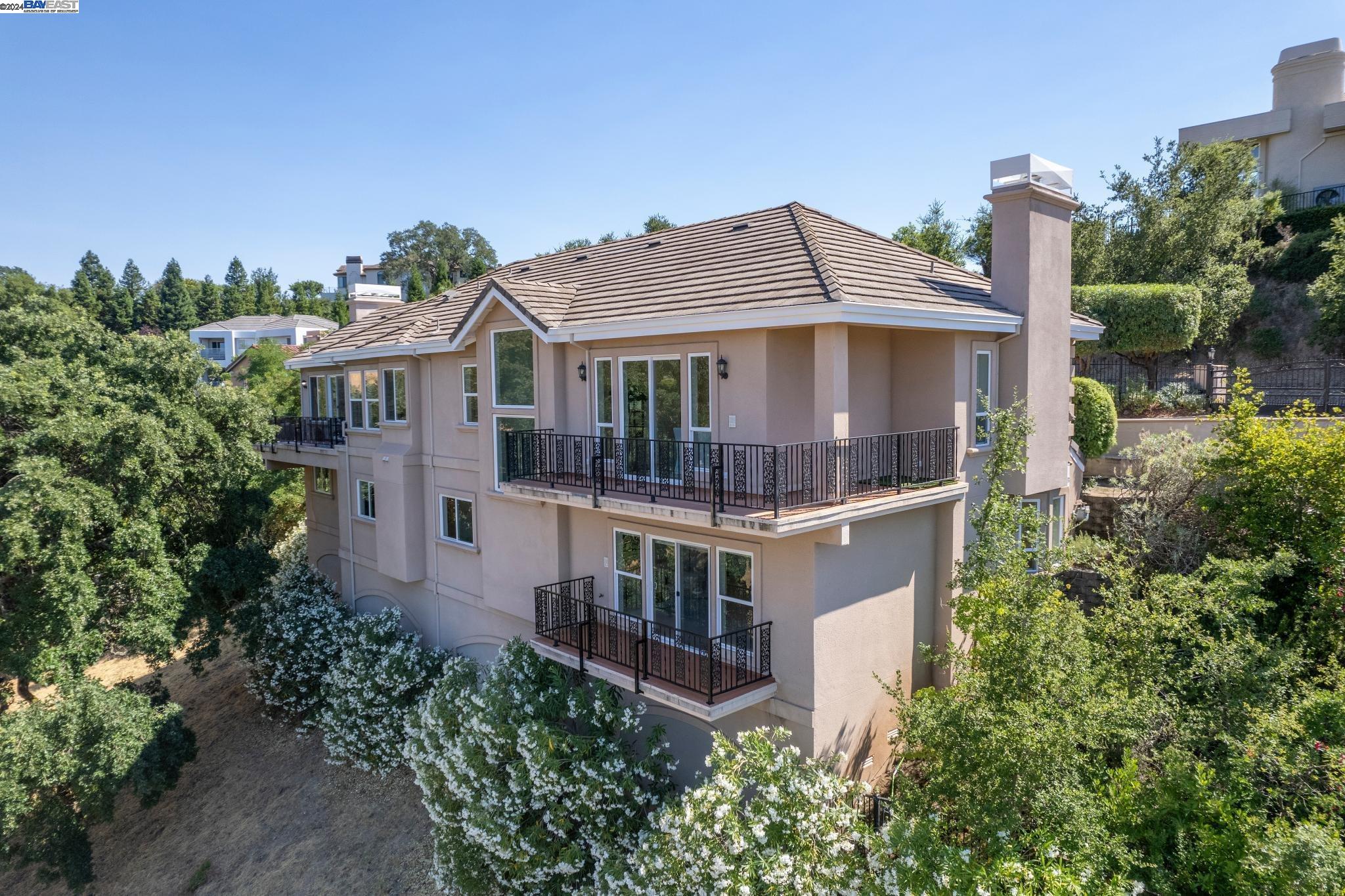 519 Oakshire Pl