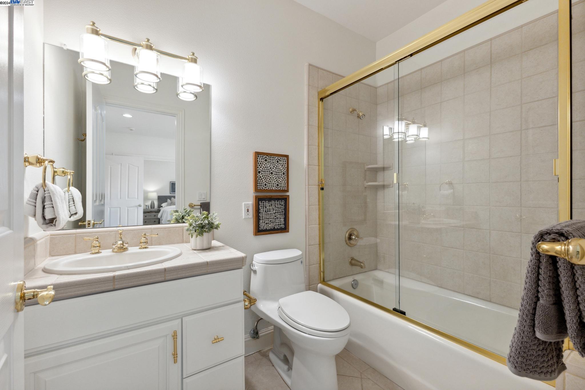 519 Oakshire Pl