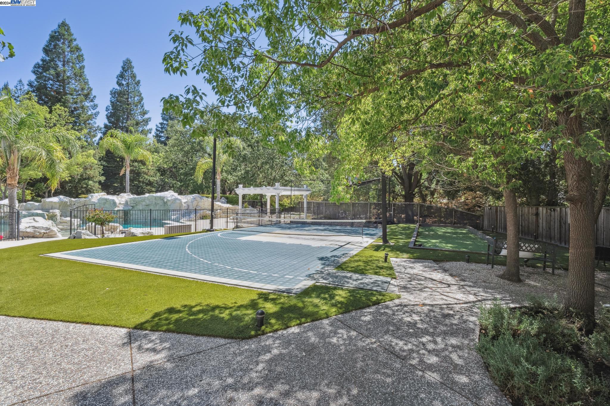 310 Kimberwicke Ct.