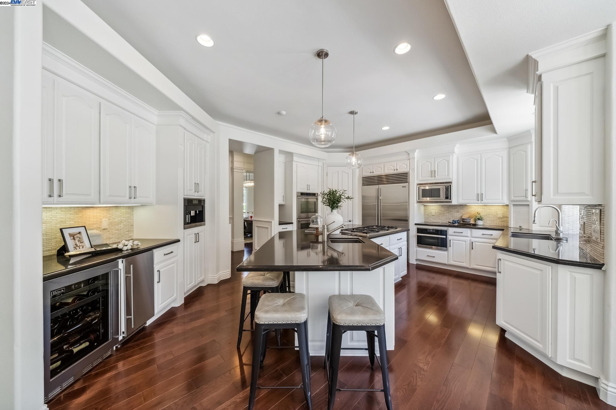 310 Kimberwicke Ct.