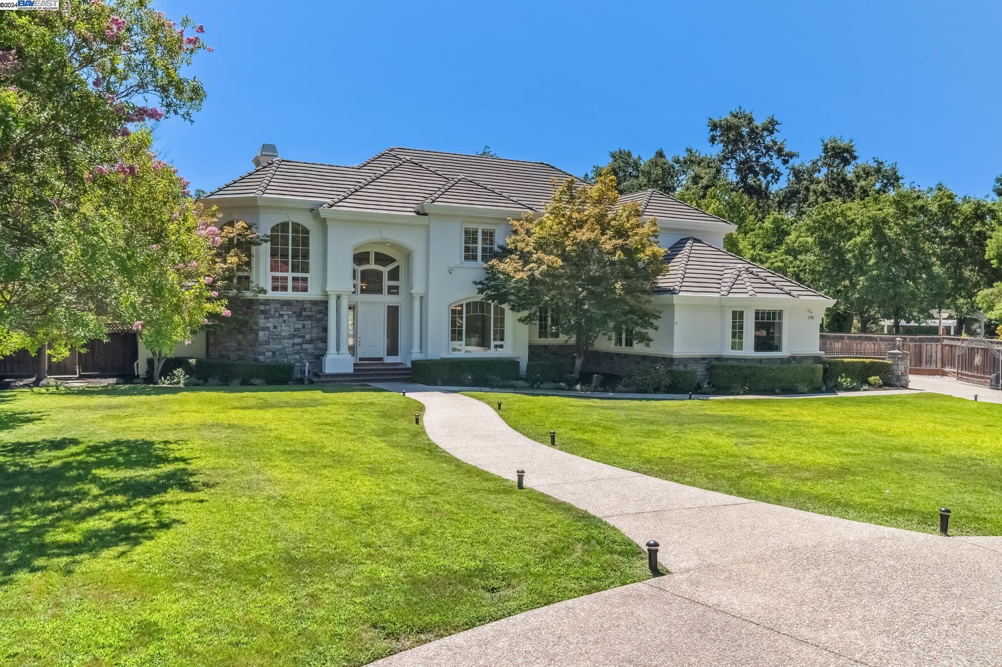 310 Kimberwicke Ct.