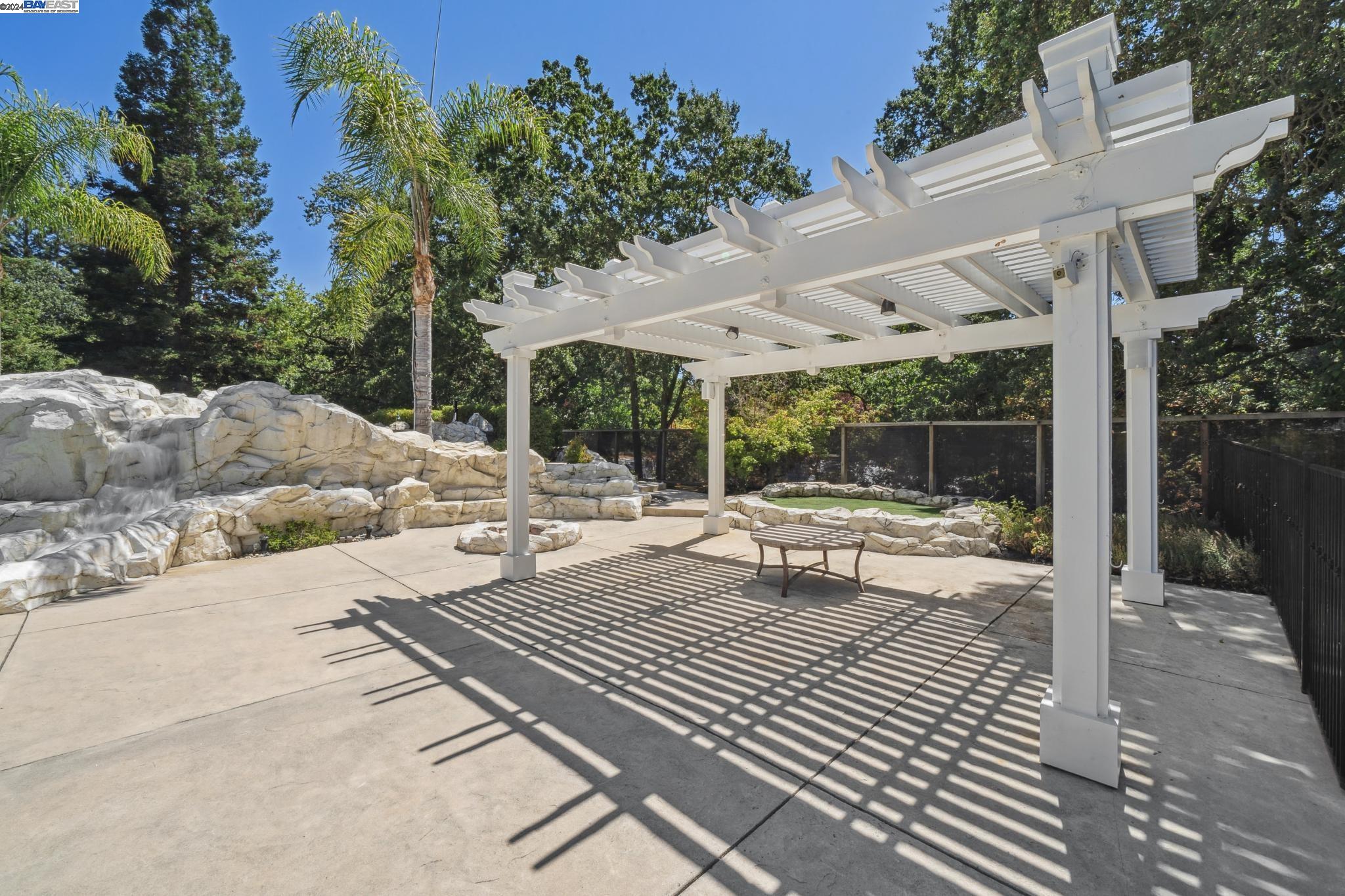 310 Kimberwicke Ct.