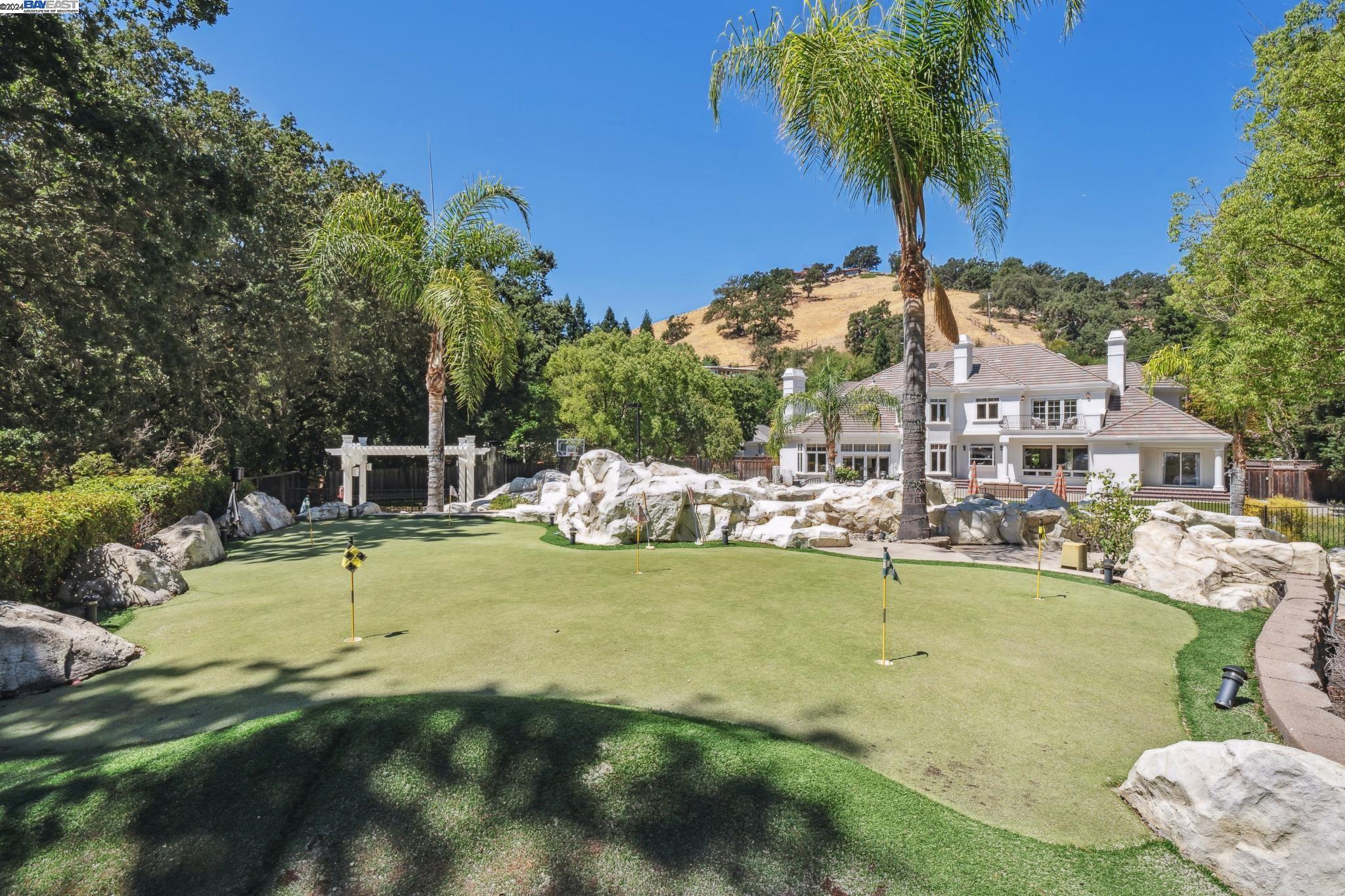 310 Kimberwicke Ct.