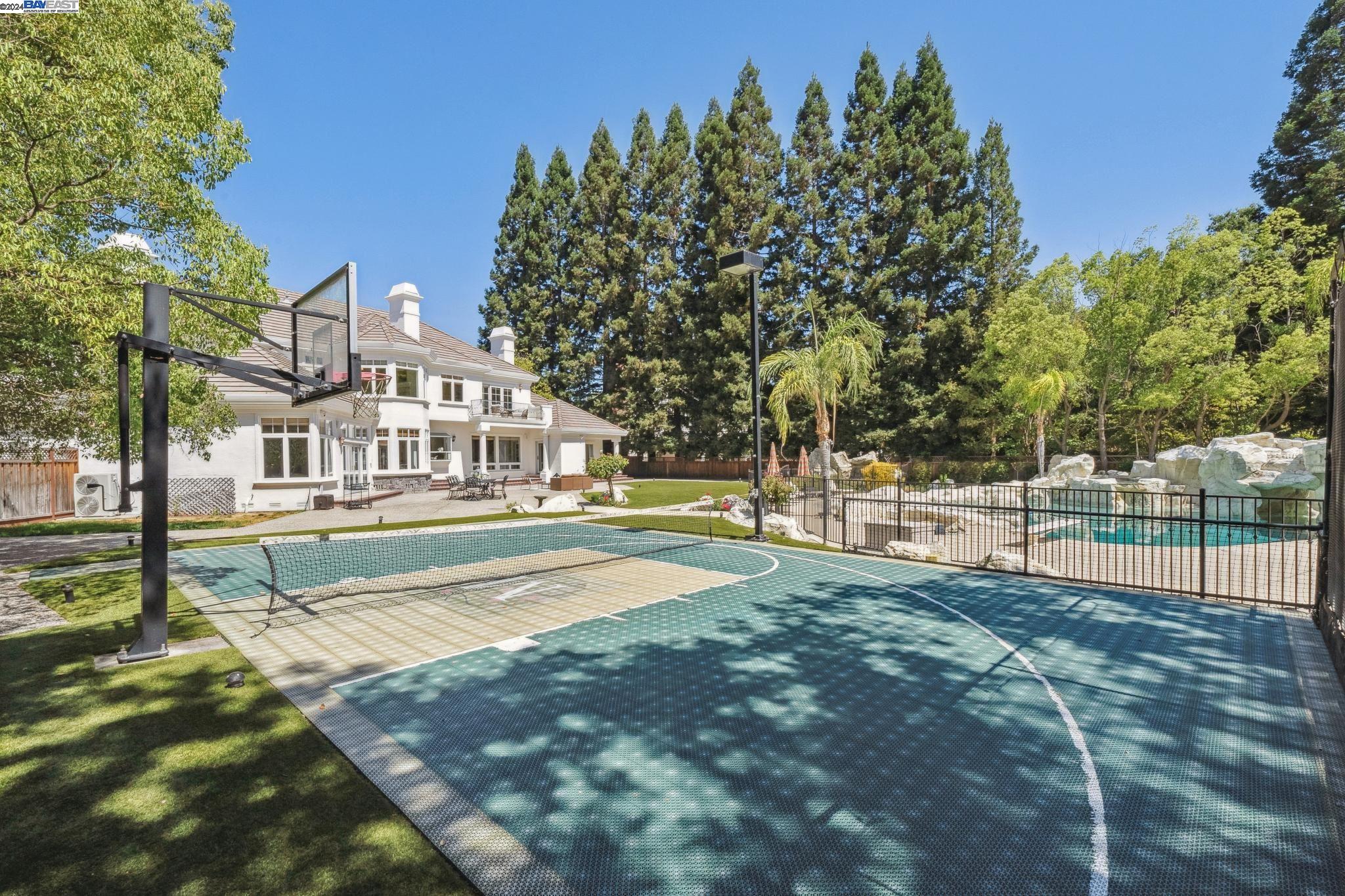 310 Kimberwicke Ct.