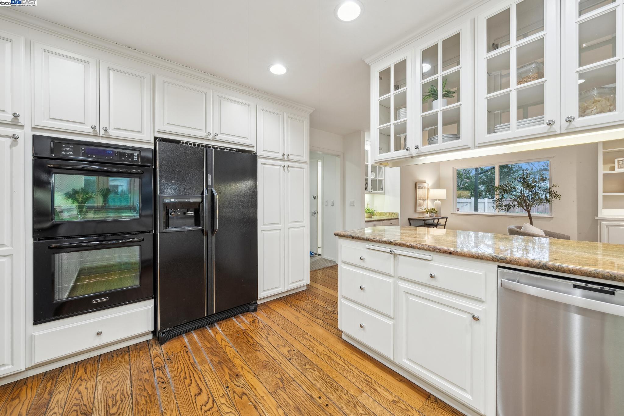 2513 Rolling Hills Ct