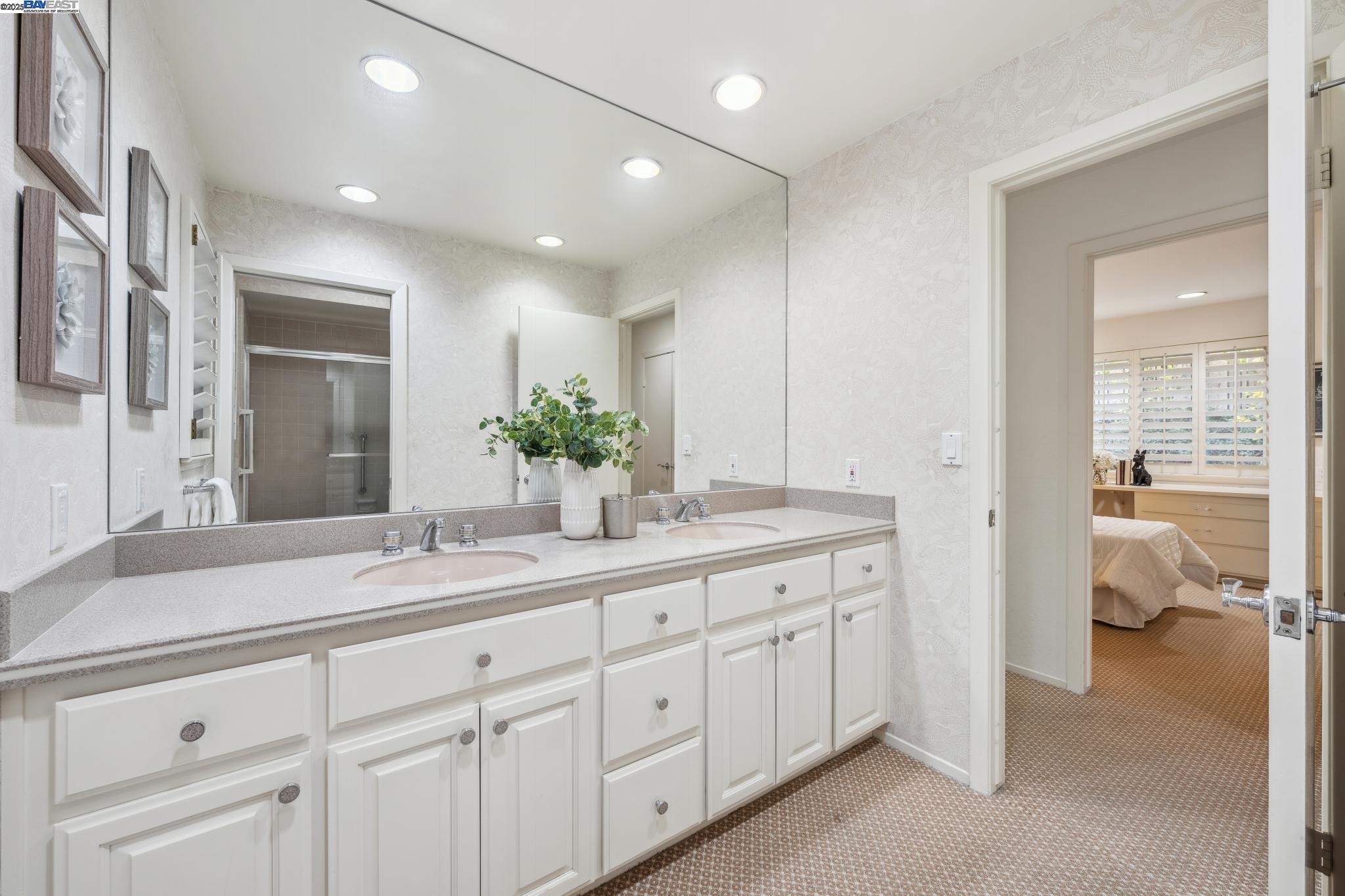 2513 Rolling Hills Ct