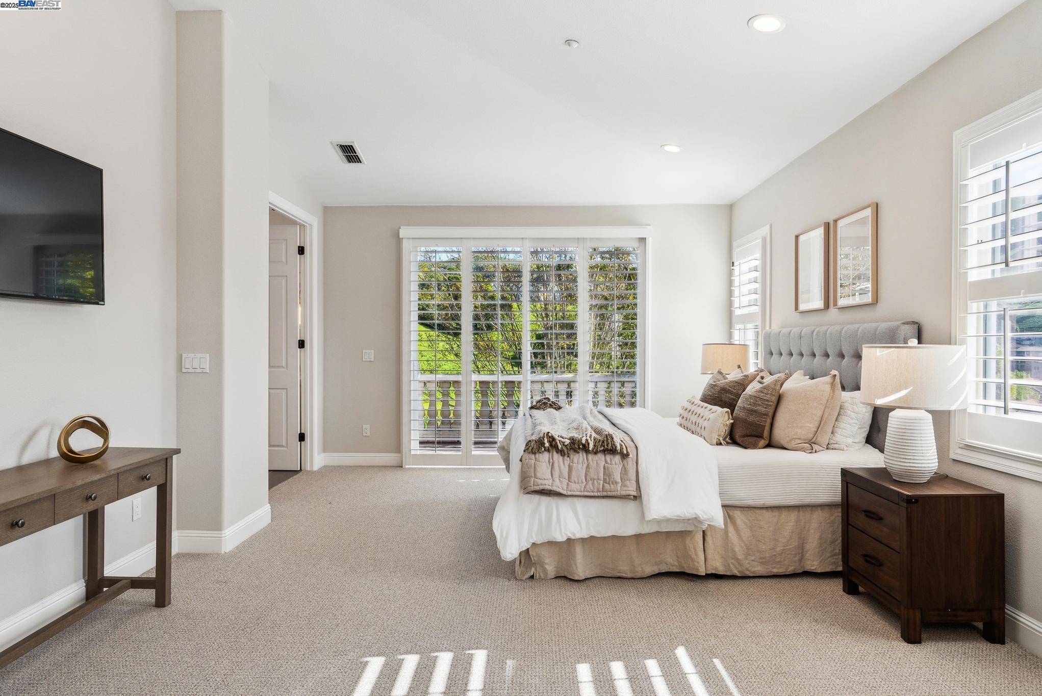 3534 Ashbourne Circle