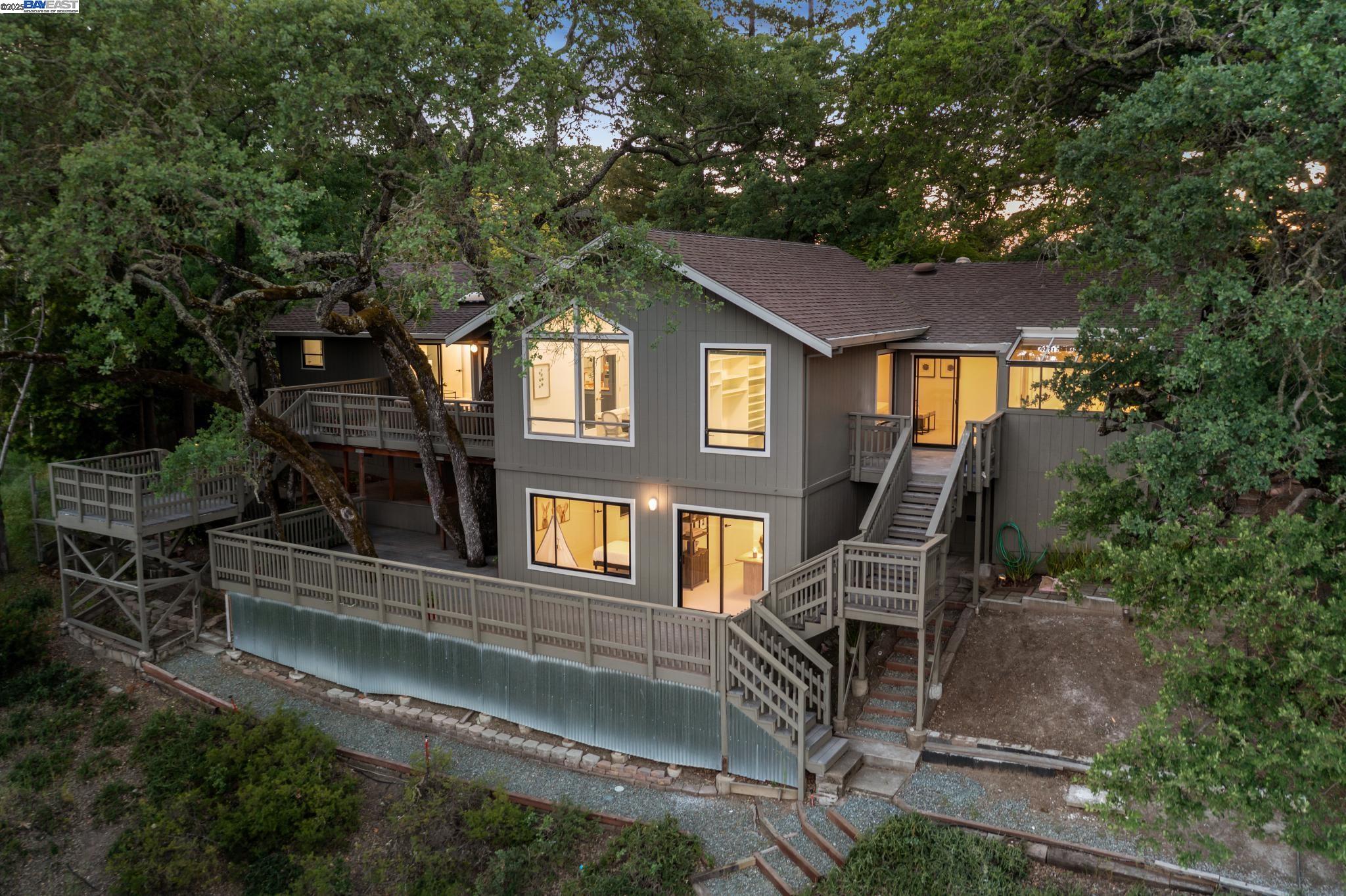 361 Castle Crest Rd