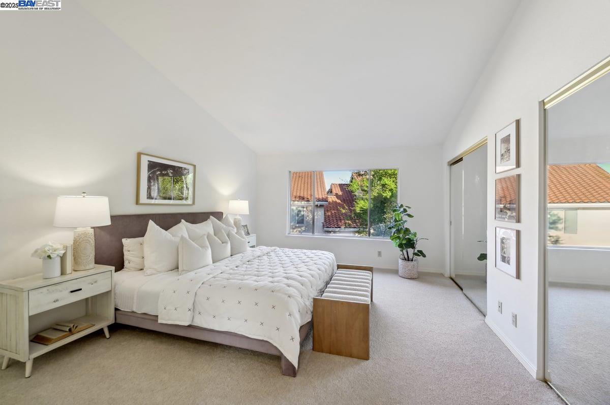 909 Cloverberry Way