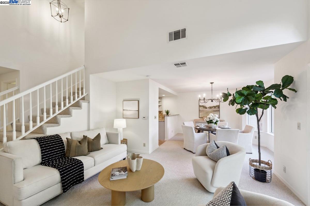 909 Cloverberry Way