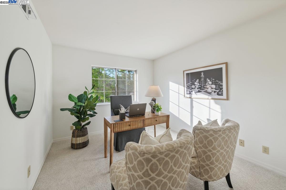 909 Cloverberry Way