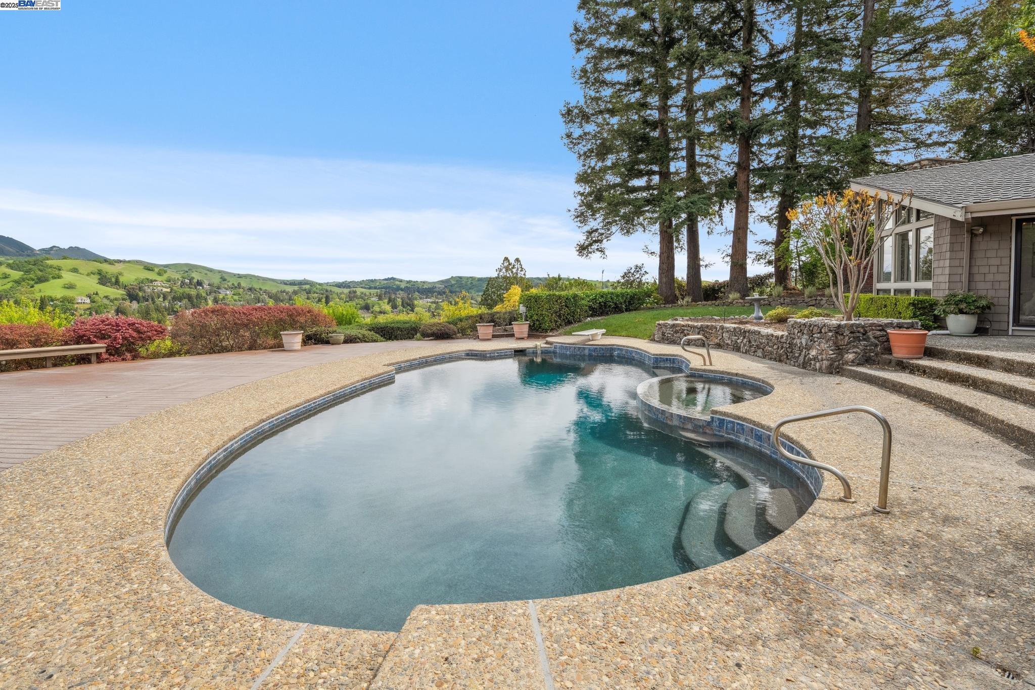 231 Vagabond Court