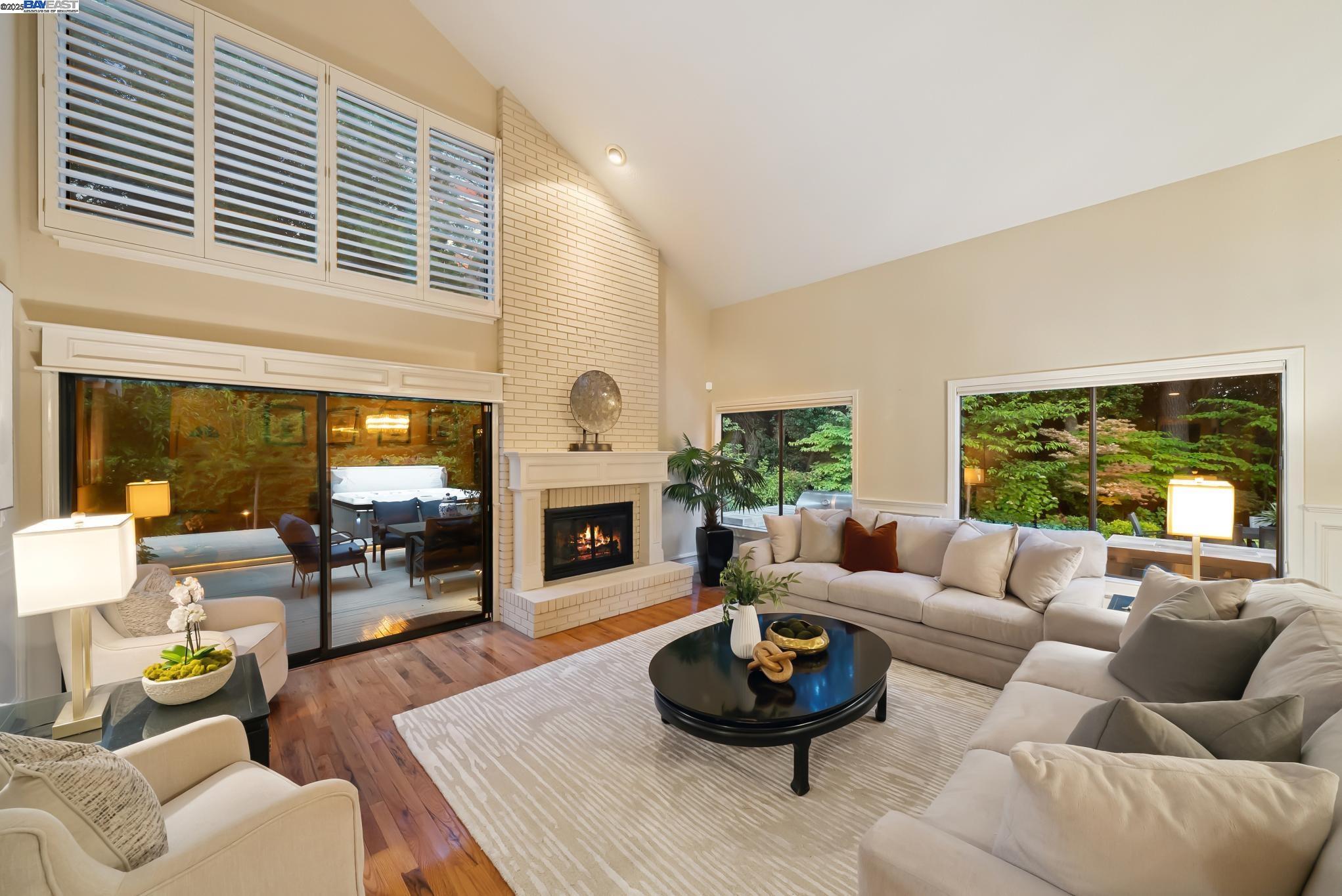 45 Oakridge Lane