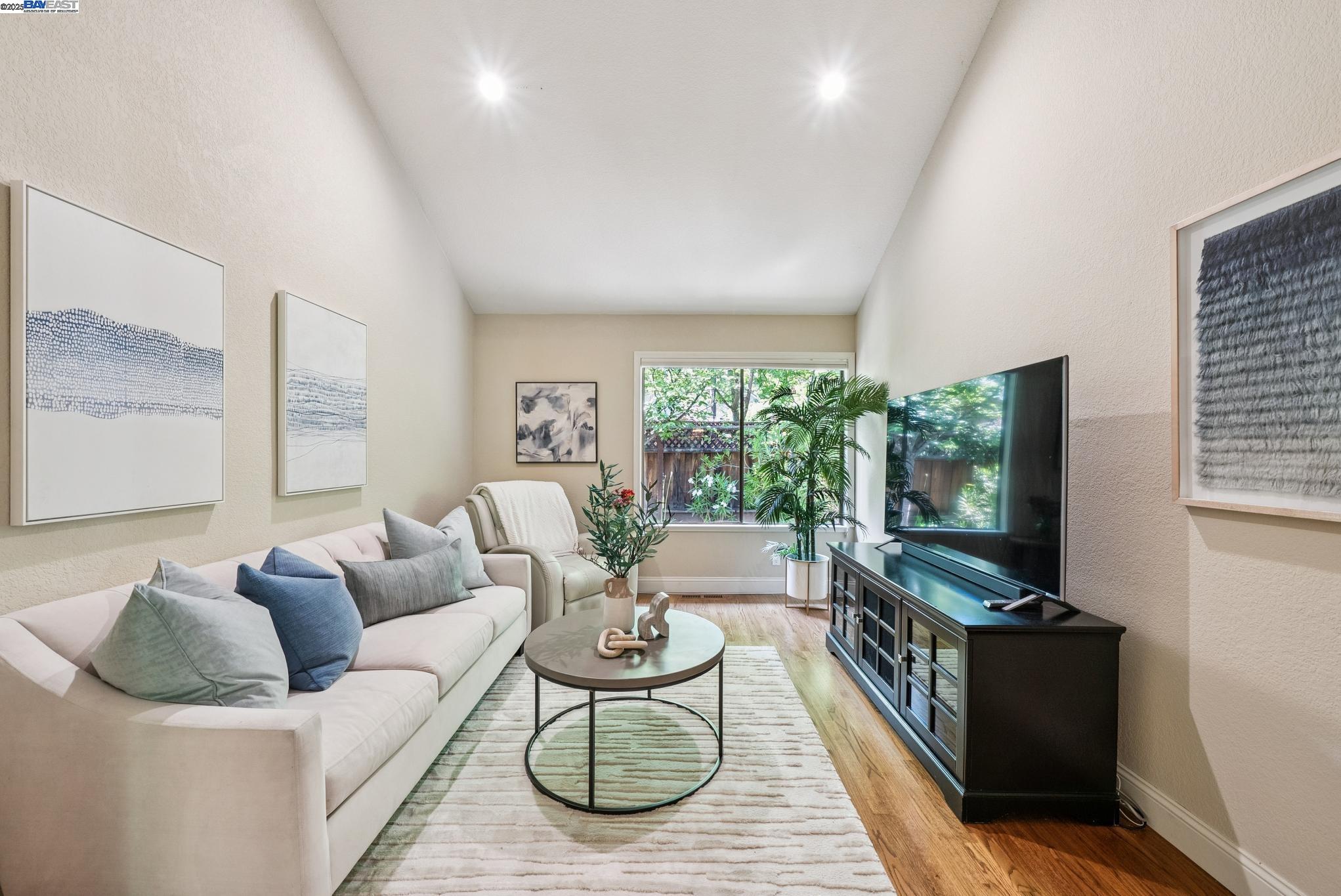 45 Oakridge Lane
