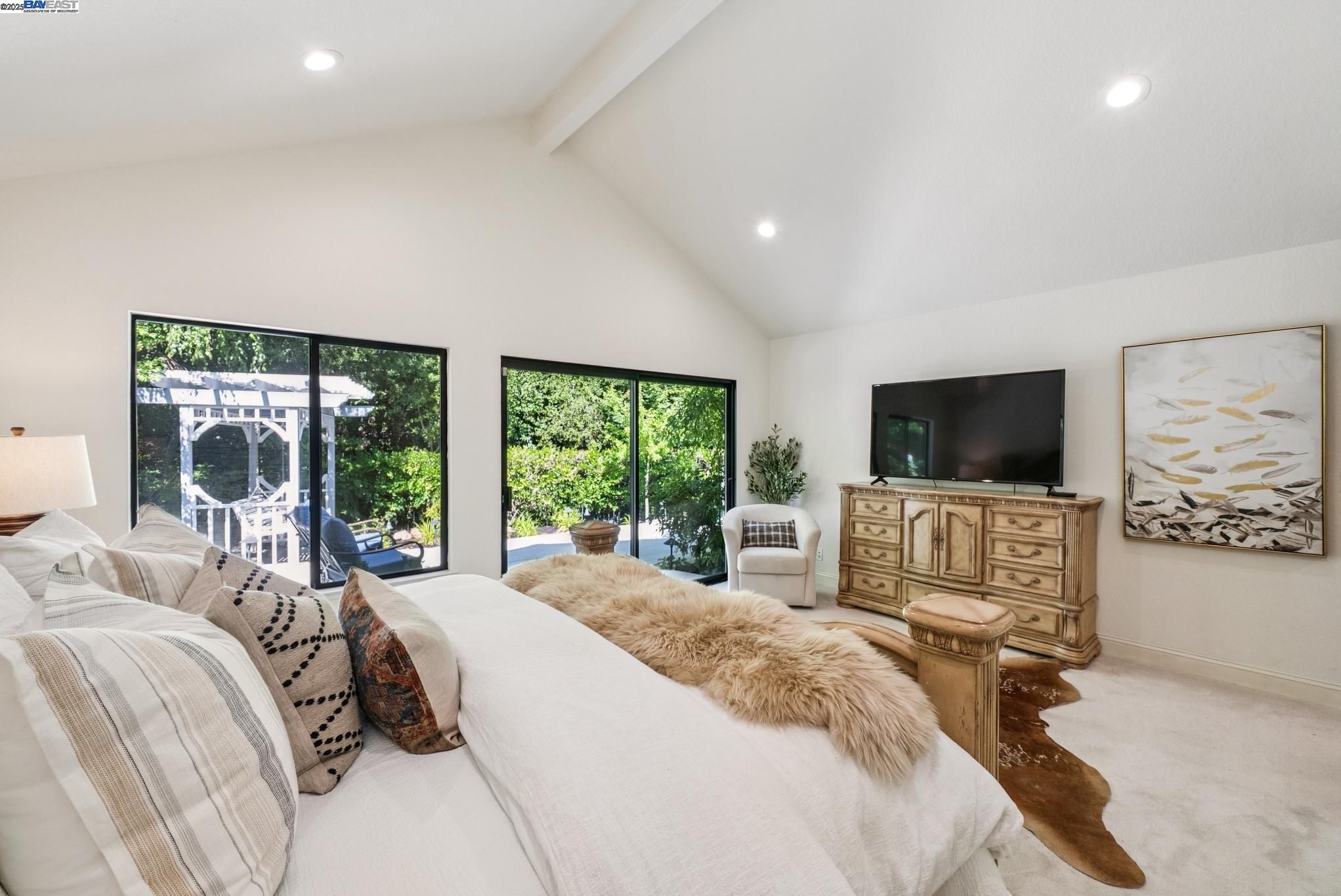 45 Oakridge Lane