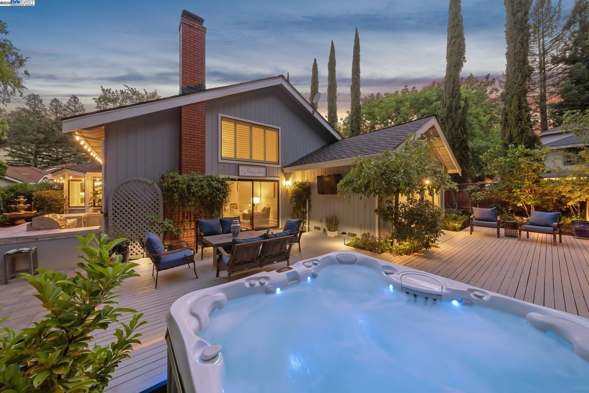 45 Oakridge Lane