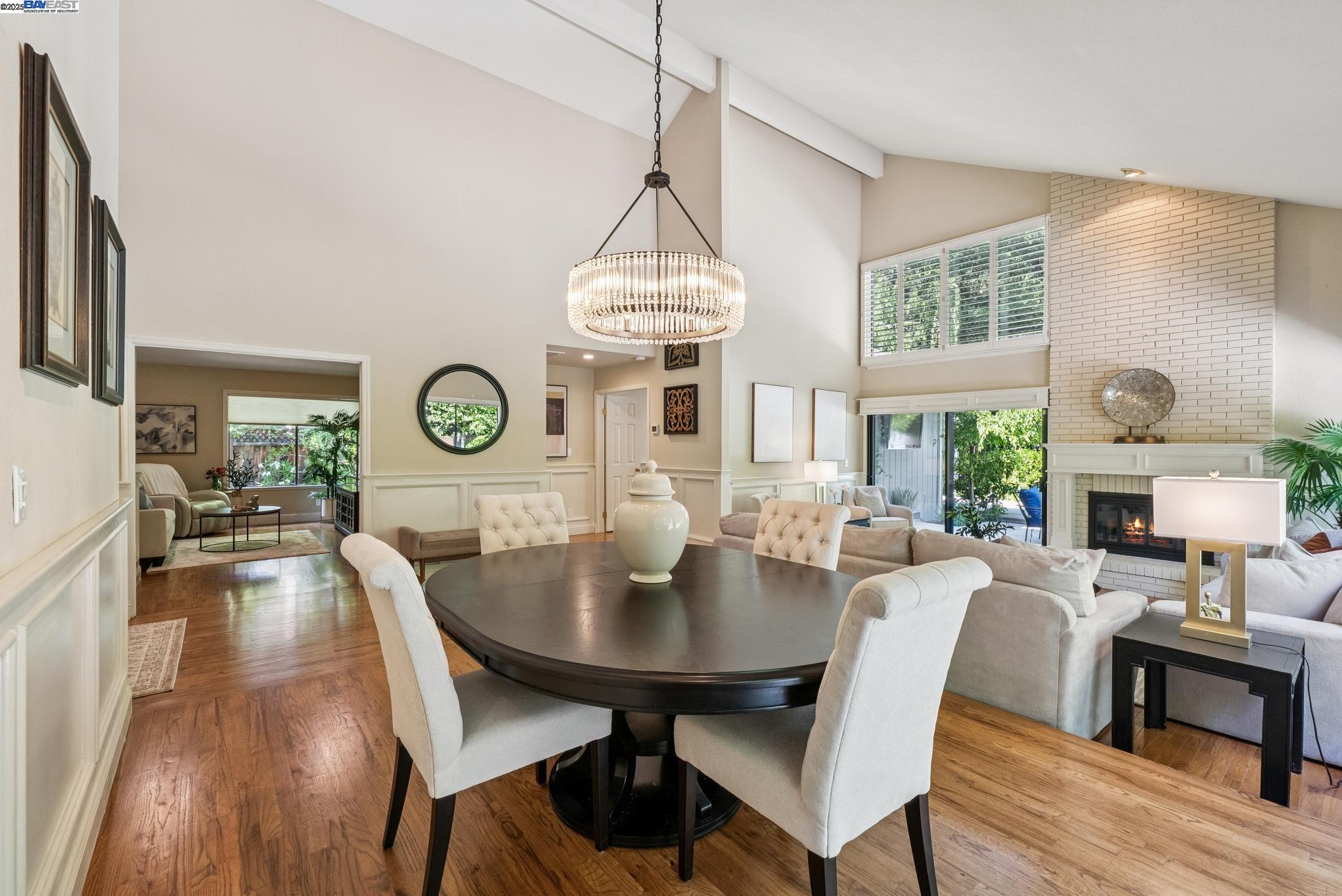 45 Oakridge Lane