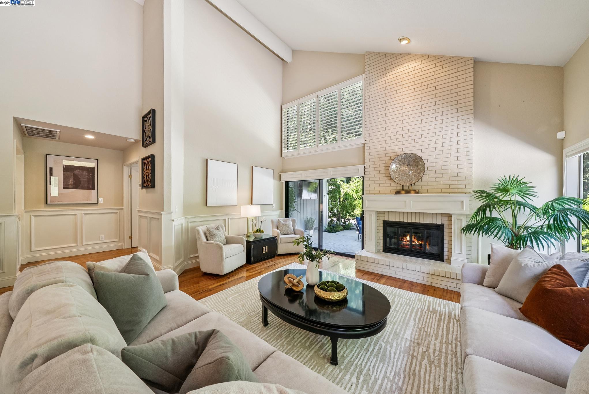 45 Oakridge Lane