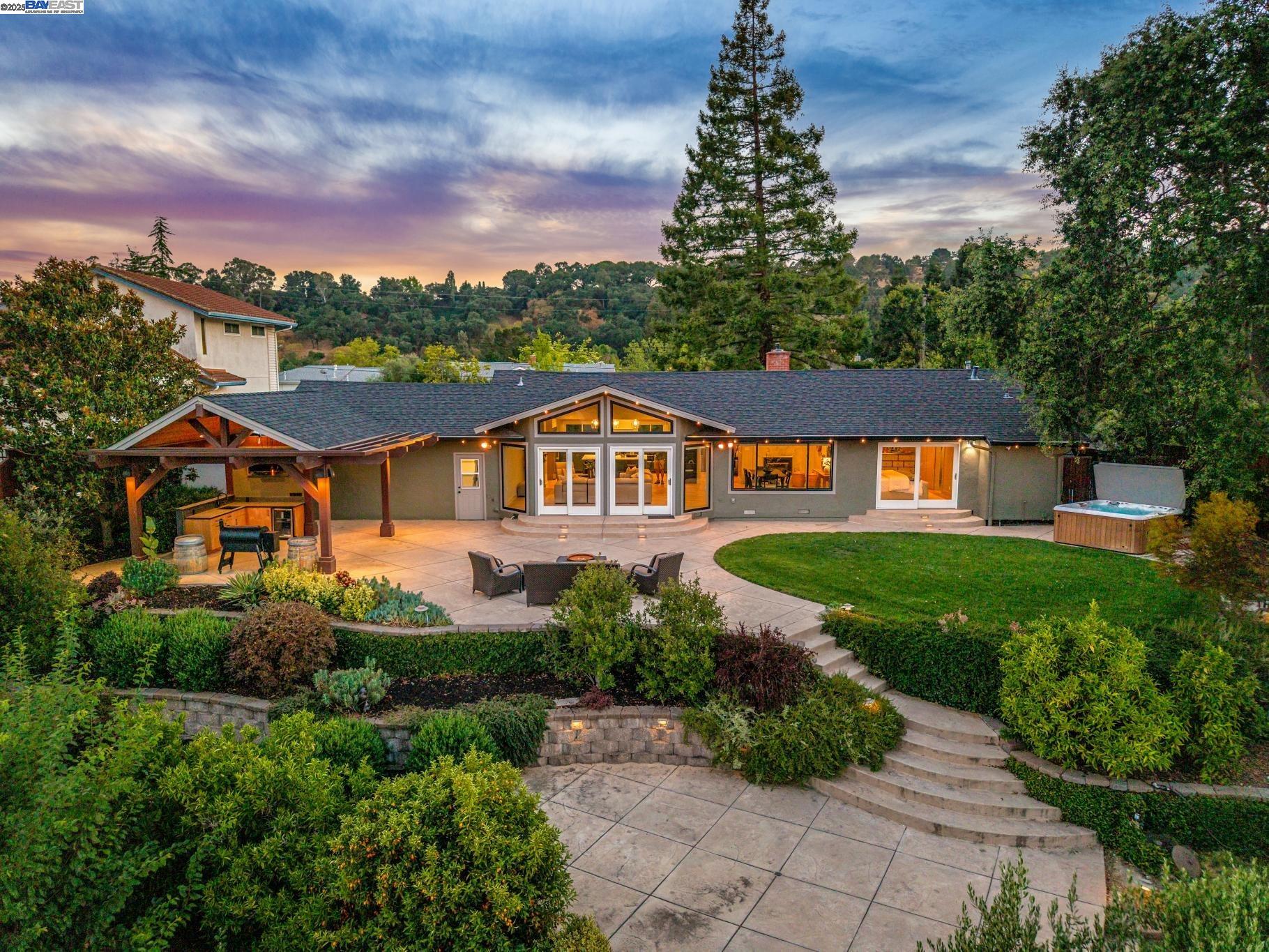 2452 Cherry Hills Dr.